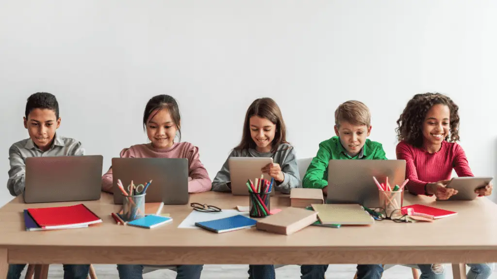 K-12 students in virtual exchange or collaborative project